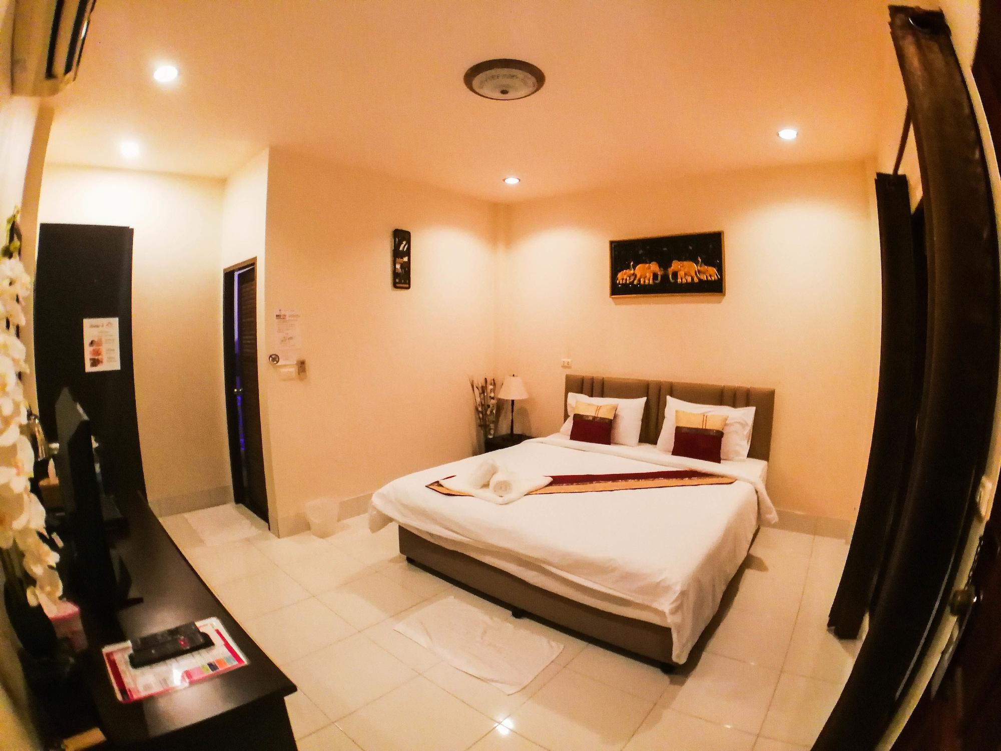 Tanamas House Hotel Thalang Buitenkant foto