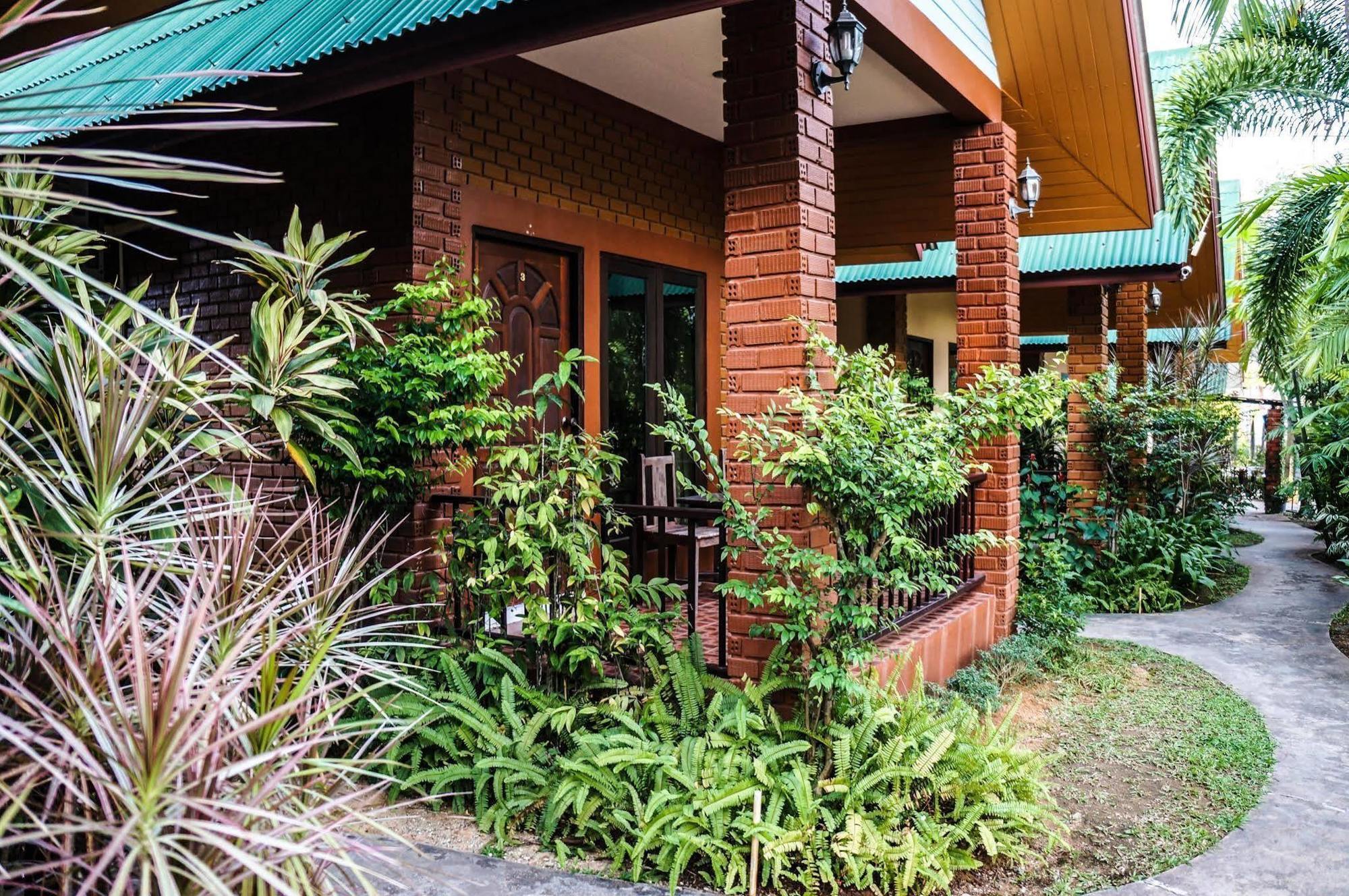 Tanamas House Hotel Thalang Buitenkant foto